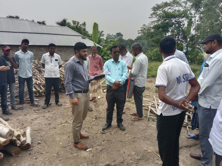 জমি সরেজমিন তদন্ত করলেন এসিল্যান্ড